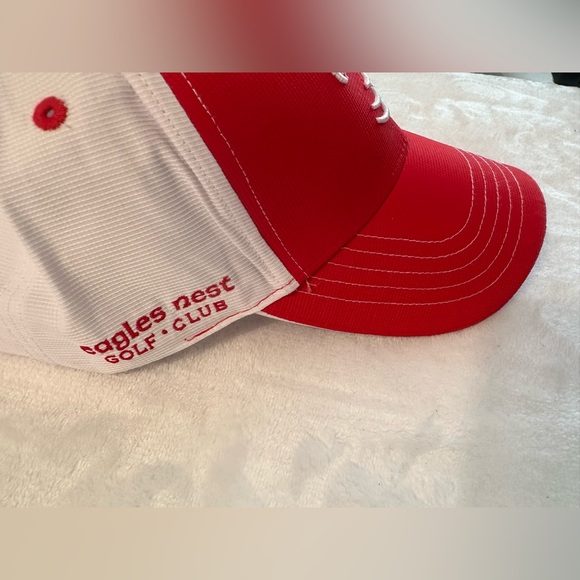 NEW Eagles Nest golf club in Canada cap. Canadian flag on side. Adjustable fit - Picture 3 of 4